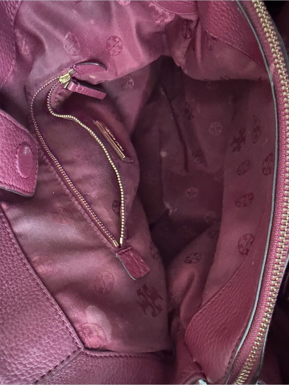 Tory Burch Pebbled Leather Shoulder Bag in Burgundy - Picture 5 of 12